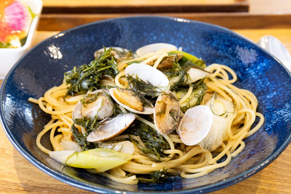 アカモクとアサリの和風パスタ